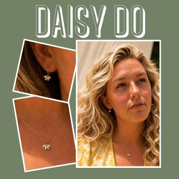 Daisy Do    Necklace and Earring Set