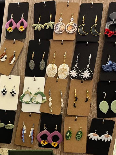 ! DISCOUNTED EARRINGS !